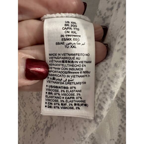 NWT Daily Ritual White & Light Gray Snake Skin Pattern Soft Romper Sz Xxl - Picture 7 of 8